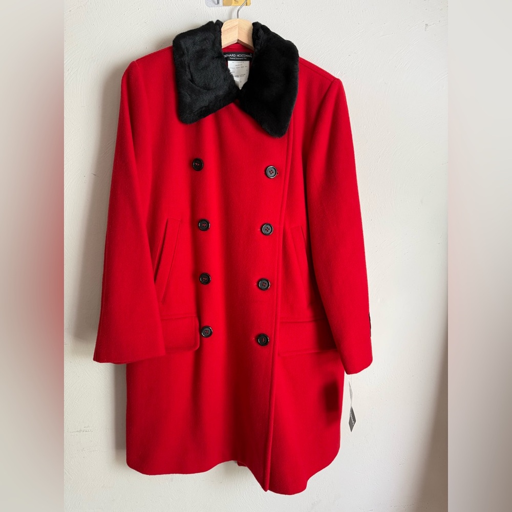 4/L wool vintage Elegant Red Double-Breasted Coat with Black Collar